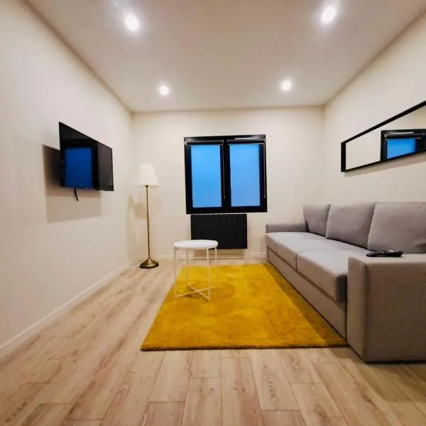 Studio Cosy Métro 14 Paris, ξενοδοχείο σε Orly