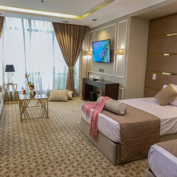 Cairo Taj Hotels & Suites- Mohandessin，位于开罗的酒店