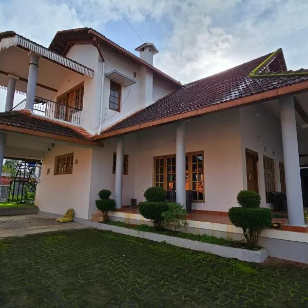 The Chalet, hotel in Madikeri