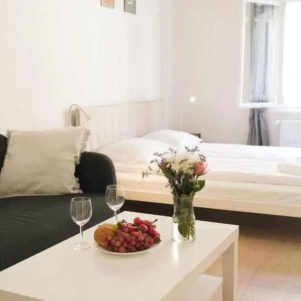 Cozy Atmos Apartments, hotel v Praze