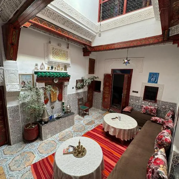 Dar Enouiina, hotel in Fez