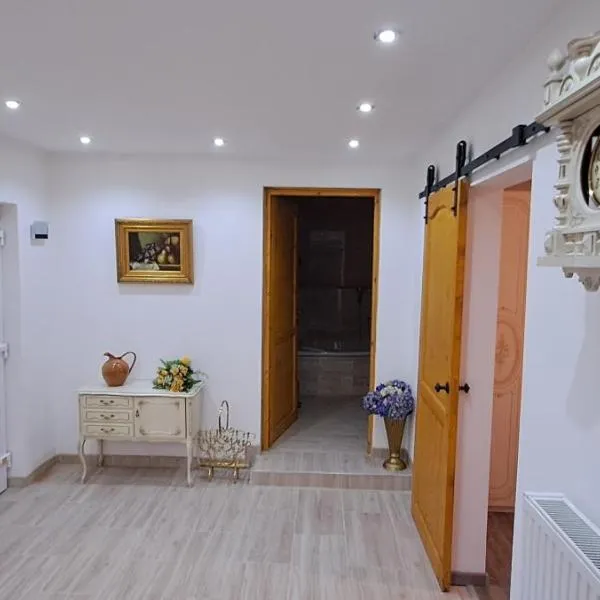 Manipura, Hotel in Muraszemenye