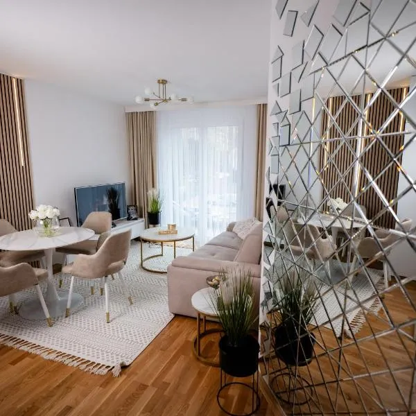 LUX apartmani Tuzla, hôtel à Tuzla