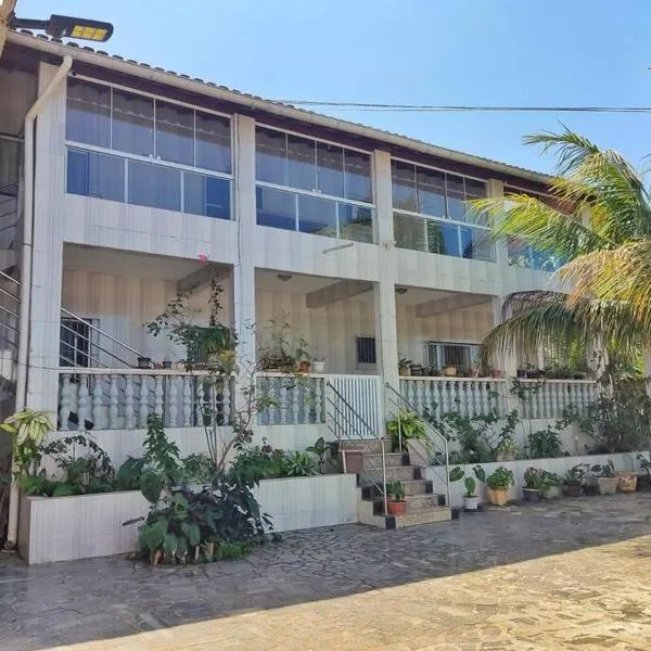 Casa da Lu, em Santa Monica, hotel in Guarapari