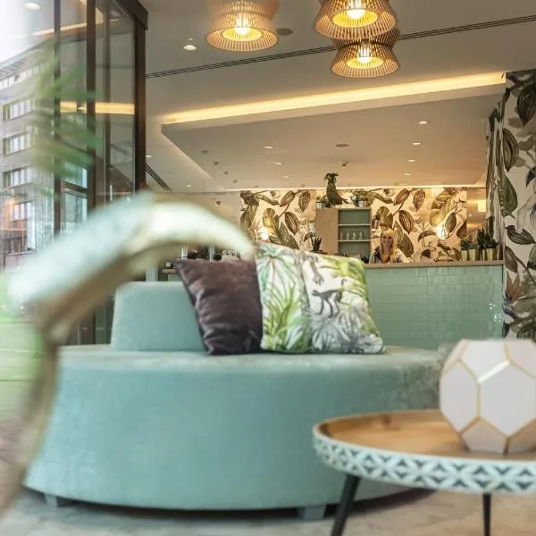 Holiday Inn - the niu, Crusoe Bremen Airport by IHG, hotel v Brémách