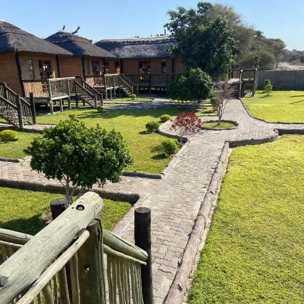 MoOs River Lodge, hotel v destinácii Ntabis