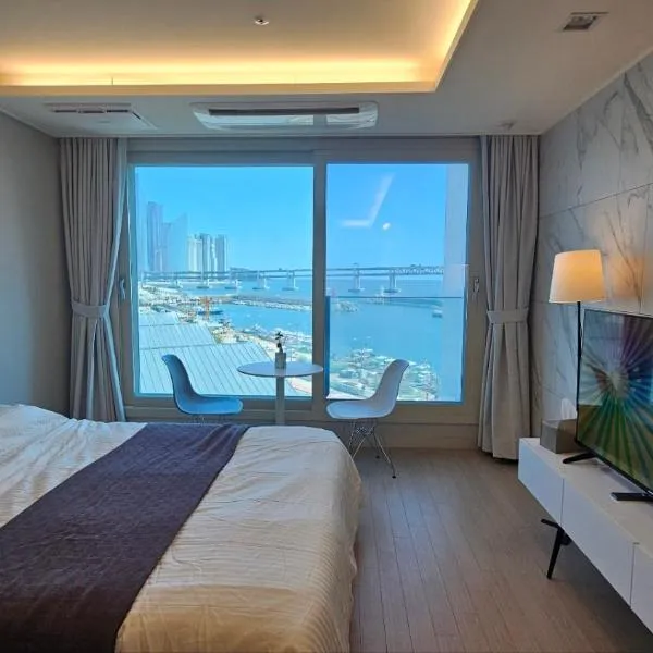 SWITZEN KCC ocean view, hotel in Busan