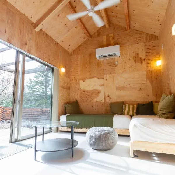 伊豆高原テントリゾート, hôtel à Yawatano