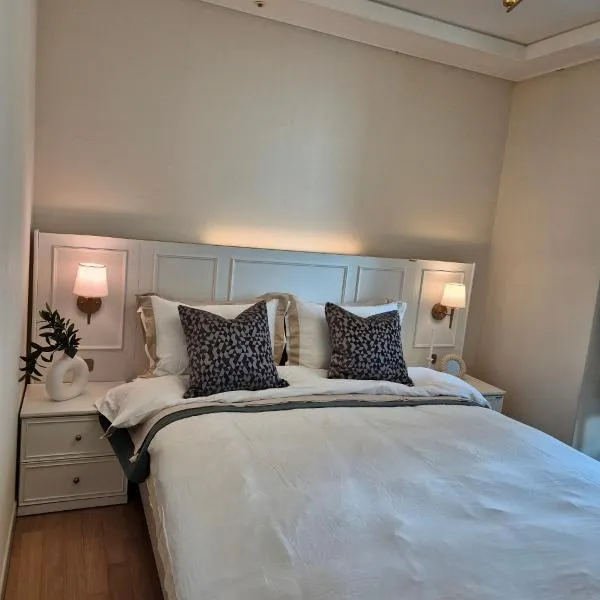 Lumini house, hotel in Seoul