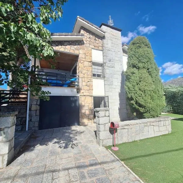 Preciosa casa rural, Hotel in Manzanares el Real