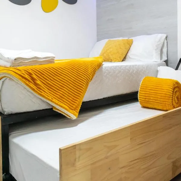 Comfortable and Beautiful Room 5 minutes from Tikal Futura H3, hotel in Guatemala