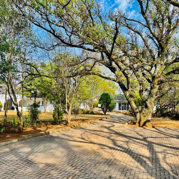 Oak Gardens Bed and Breakfast, hotel v destinaci Arbor Park