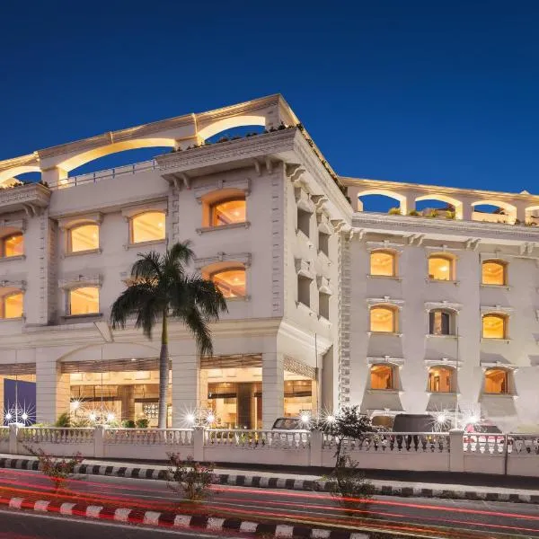 Inn Riviera Jammu, hotel en Jammu