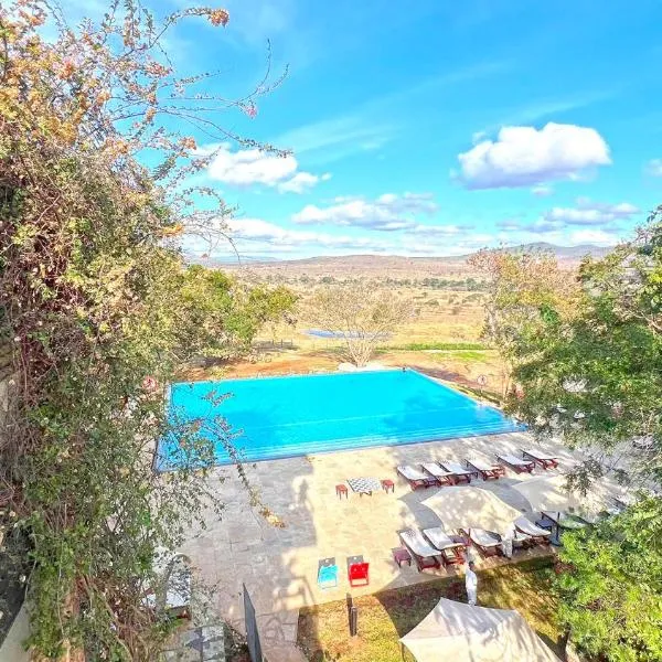Taita Hills Safari Resort & Spa, hotel in Tsavo
