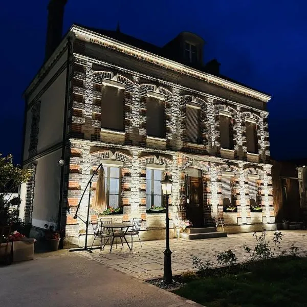 Espace Piscine et SPA Villa des Cortins, Hotel in Dierrey-Saint-Julien