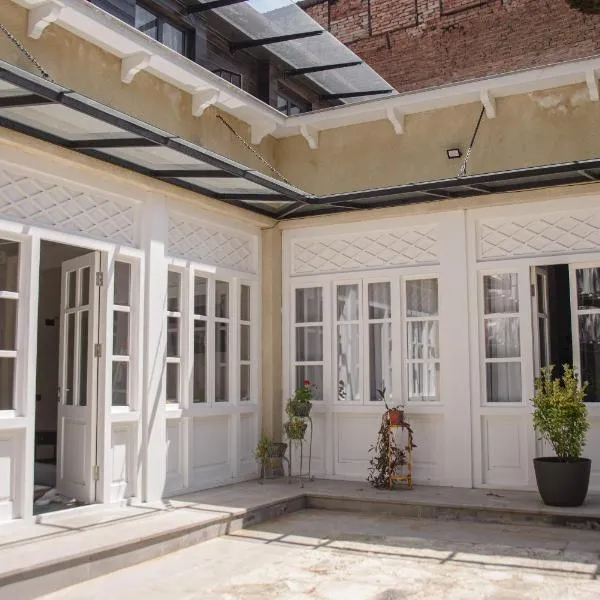 ARAKI Sololaki、トビリシのホテル