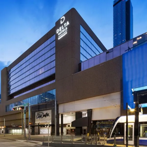 Delta Hotels by Marriott Edmonton Centre Suites, hotel in Edmonton