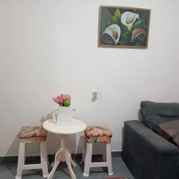 Apto Casa A Simples, Central e Aconchegante, viešbutis mieste Korumba