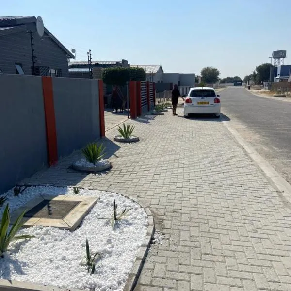 Inok Villa, hotel in Oshakati