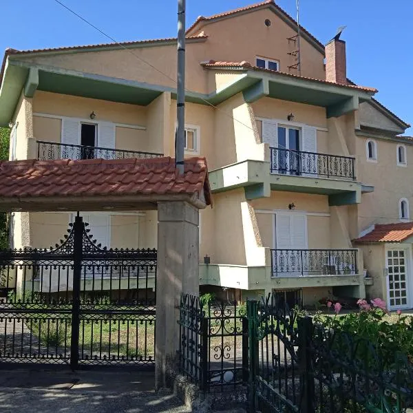 Maria's Apartment, hotel in Kalavrita