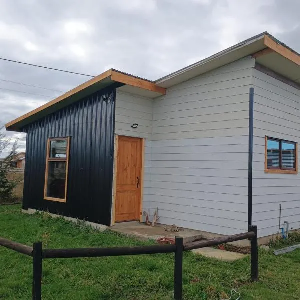 Cabañas del llano 2, hótel í Puyehue