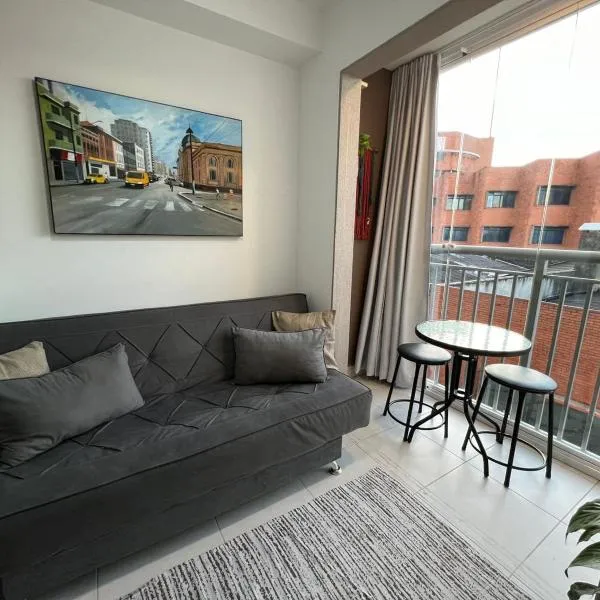 Apto Completo na Chácara Santo Antônio - Studio Araújo, hotel em São Paulo