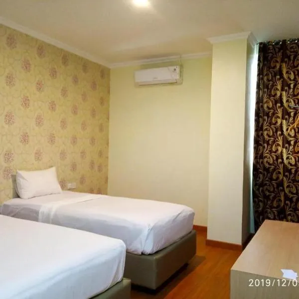 Eljie Hotel, hotel u gradu Telaga