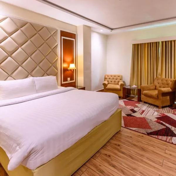 Hotel One Faisalabad, khách sạn ở Faisalabad
