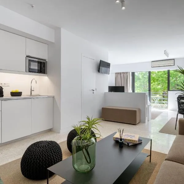Momo Suites, Acropolis by Aura Homes, hôtel à Athènes