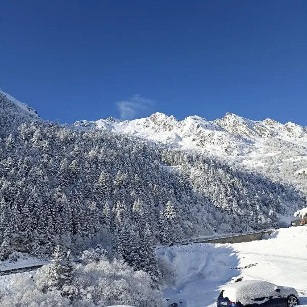 La Sapinière St Lary Soulan, hotel v destinaci Saint-Lary-Soulan