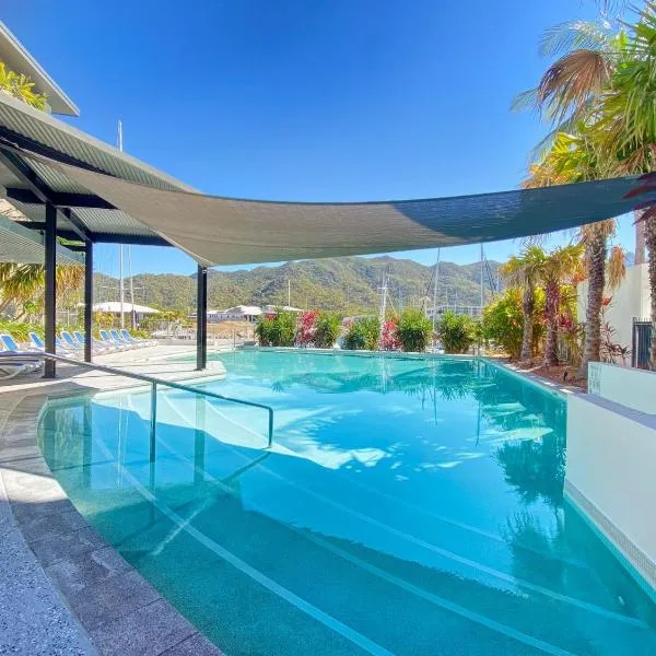 Blue on Blue Superior Studio Room 1241, ξενοδοχείο σε Nelly Bay