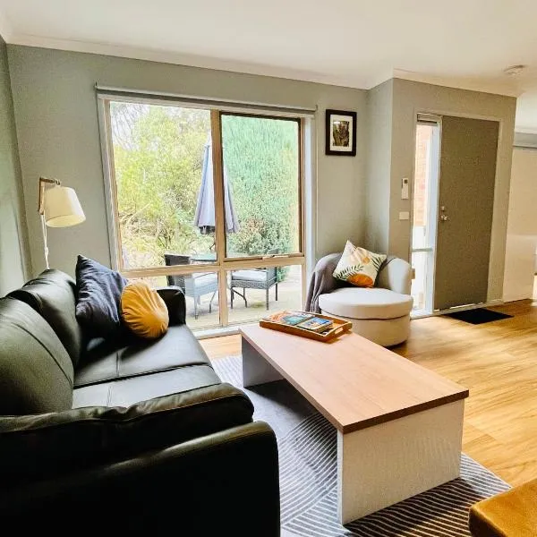 Marengo Beach Studios- Pet Friendly，位于Marengo的酒店
