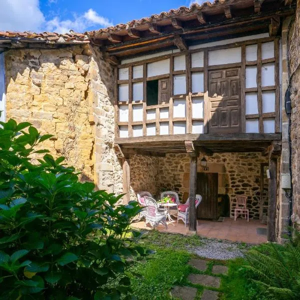 Apartamento 3 Casa Las Indianas, hotel in Selores