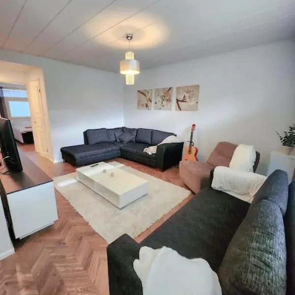 Apartment Joensuu rauhallinen kolmio, autokatospaikka, hotel v destinaci Joensuu