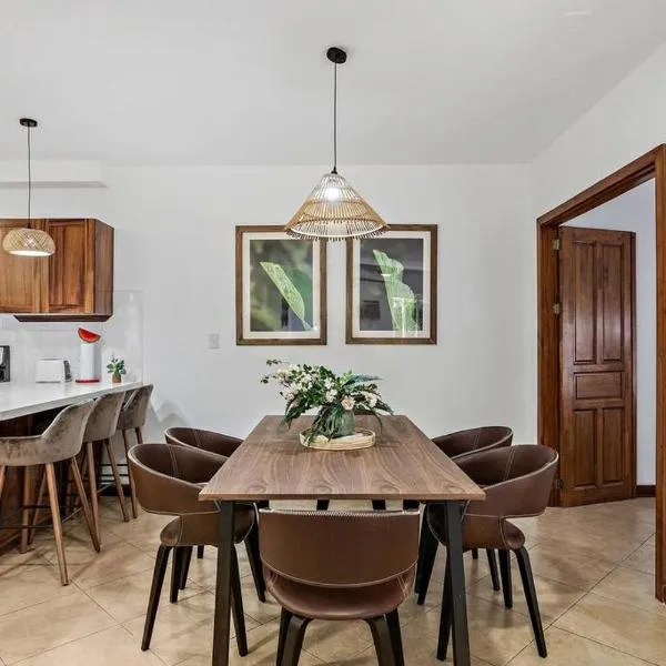 BLA1 3 Bedroom Condo with Direct Beach Access，位于塔马林多的酒店