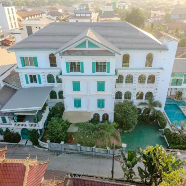 Dao Residence Boutique, Ban Phôn Khéng