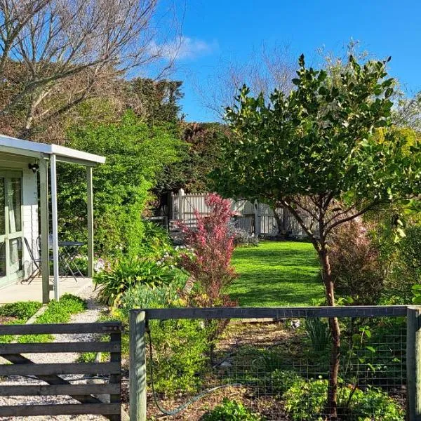 One bedroom country cottage, hotel in Motueka