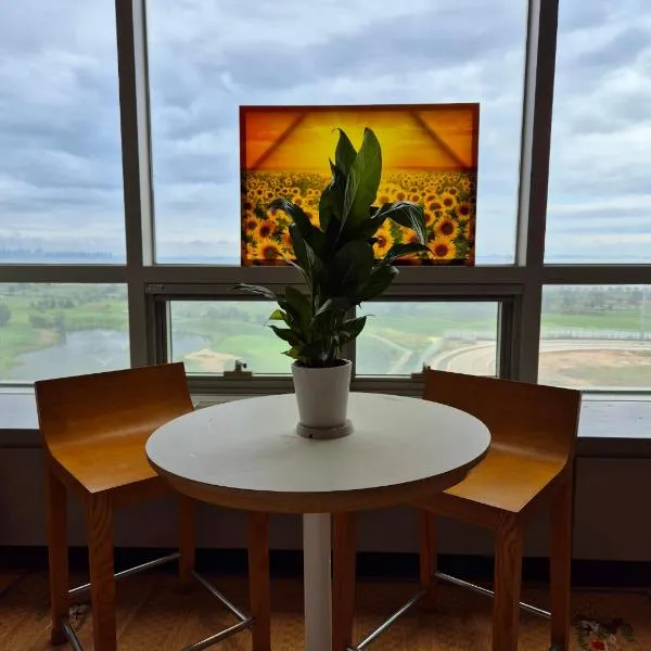 Cozy - Sunny Studio, hotel in Incheon
