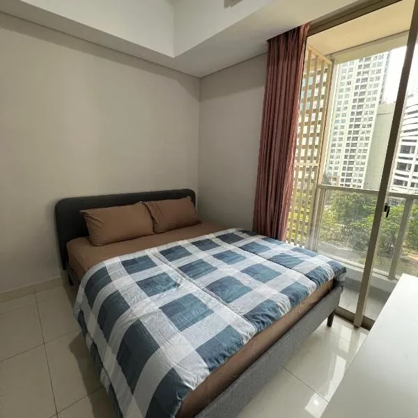 Cozy Apartment connected to mall by Lexington, hotel in Jakarta