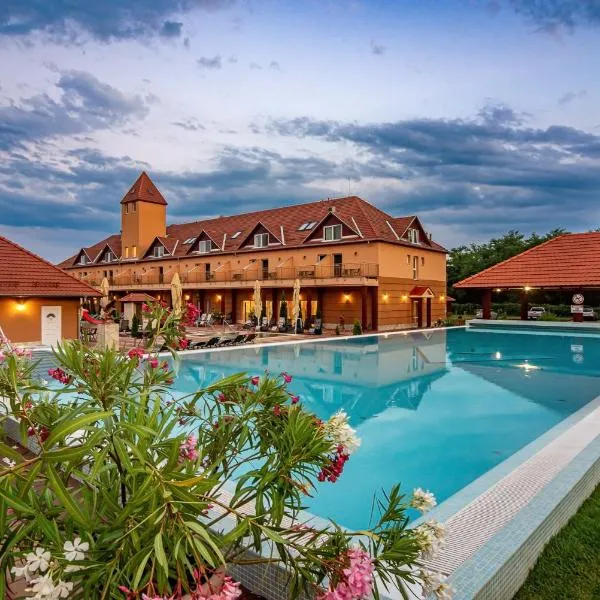 Termál Hotel Vesta, hotel in Tápiószecső