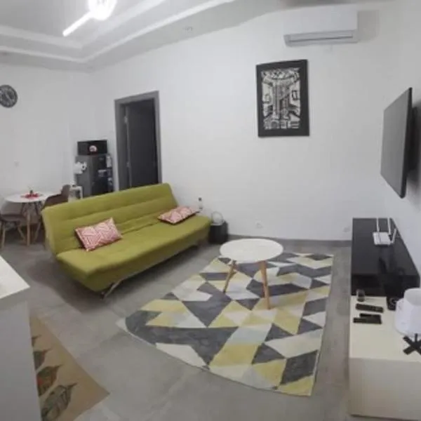 Appartement - Mermoz-Sacré-Coeur，位于达喀尔的酒店