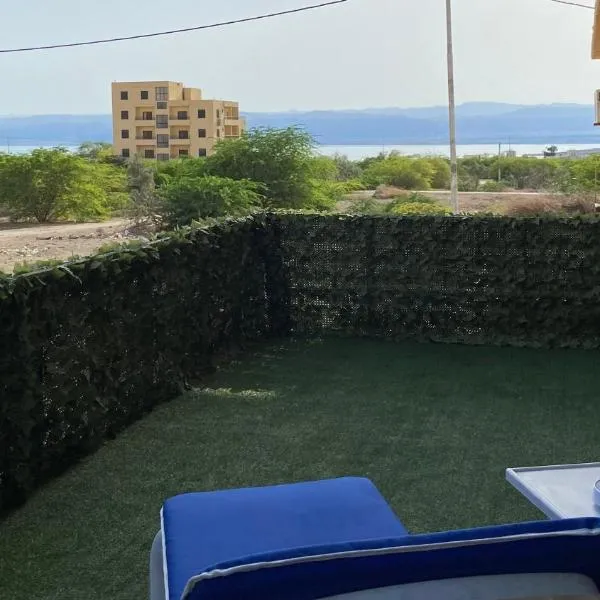 SeaStar Sea View apartment 10 minutes away from beach, ξενοδοχείο σε Sowayma