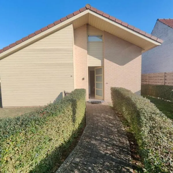 Huisje Zeegenoegen Oostduinkerke Koksijde, hotel din Oostduinkerke