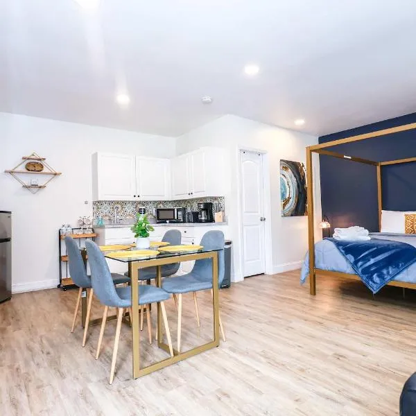 NEW5 APT NrUCF PETSOK PRIVATE patioENTRY LAUNDRY, hotel v Orlande