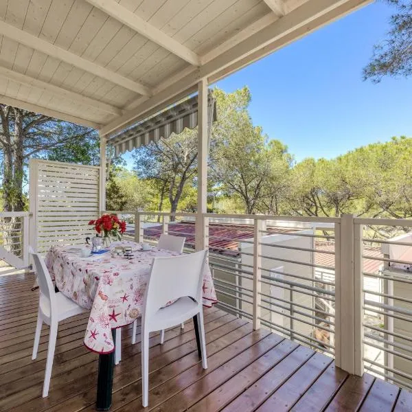 Camping Bungalow Lido, hotel in Capoliveri