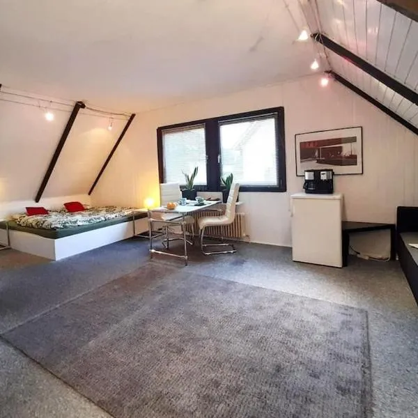 Modern eingerichtetes Zimmer, hotel v Mnichově