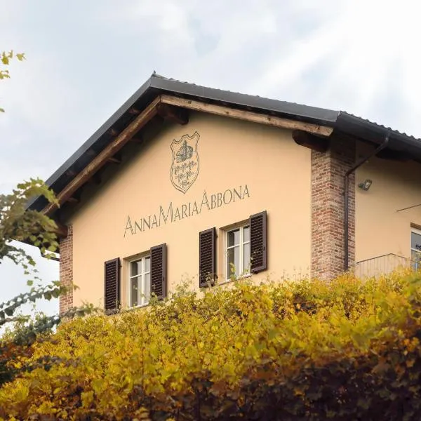 Cascina Bricco San Pietro Bed & Wine, hotel v destinaci Monforte dʼAlba