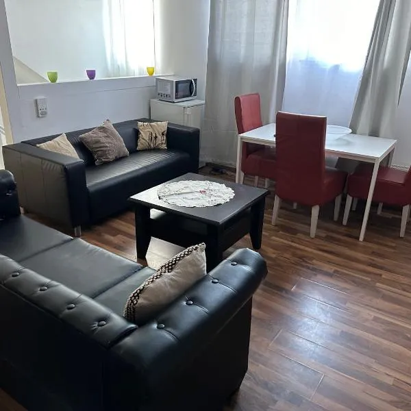 Schöne DG Whg in MG Zentrum, hotell sihtkohas Mönchengladbach