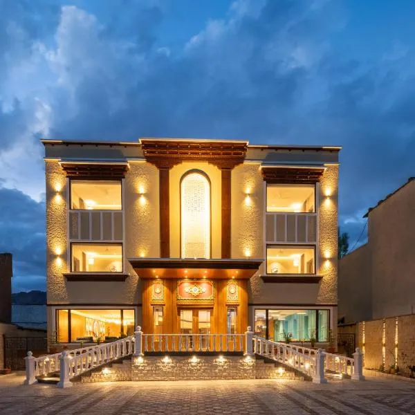 Charmwood Hotel, hotel v destinaci Léh