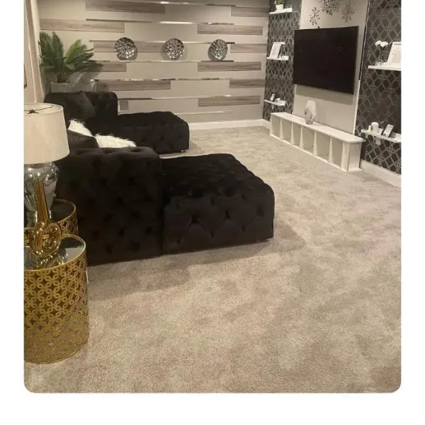 Cozy room close to Airport and all major attractions, hotel in Orlando